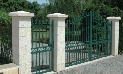 Pilier Chambord portail pierre reconstitu�e - Lylo D�co